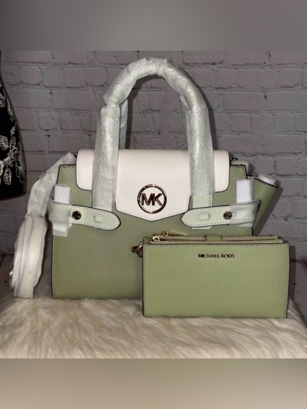 Michael Kors CARMEN Flap Satchel/JET SET TRAVEL DoubleZip Wallet 2pc Set